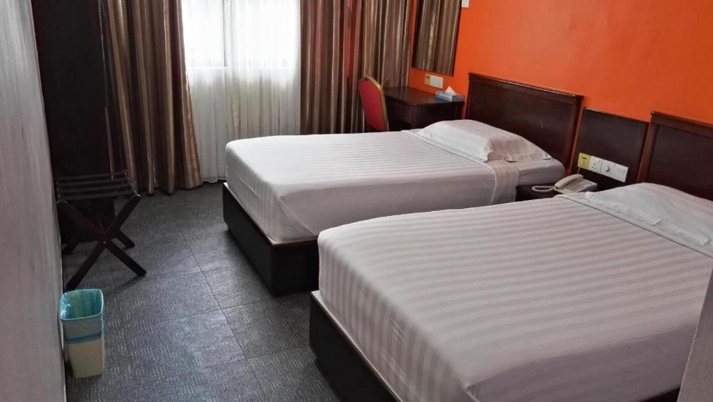 Id Hotel Segamat Eksteriør billede